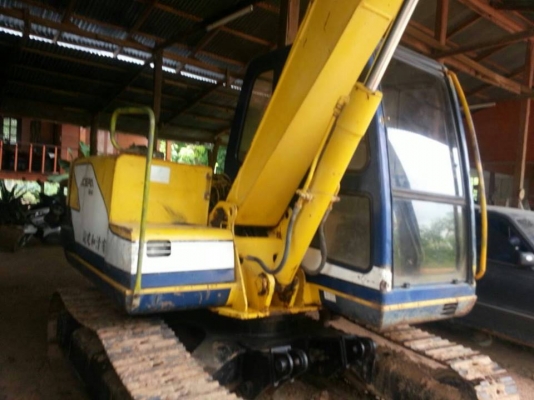 ***ขายแล้วครับขอบคุณ Truck2hand ขายแบคโฮสวยๆ ยอดนิยม KOBELCO MARK3 SK60 ไฟฟ้าครบ เครื่องเดิมปั้มเดิม เครื่องแน่น แรง ไม่เยิ้ม ปั้มเดิมๆแห้งดี แรง ทำงานดี ไม่โหลด บูมอาร์มสวยไม่ปะไม่ร้าว บุ้งกี๋ดี หนา ไม่ผุ เอวดี แน่นดี ไม่แตกไม่ร้าว ช่วงล่าง70-80\% โซ่ดี แ