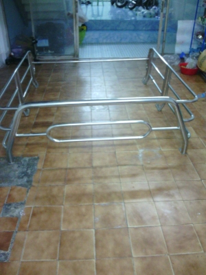 ขายคอกรถกะบะแบบแคป สแตนเลสอย่างดี ราคากันเอง สนใจติดต่อ K.เสมียน 0896868186,0806739449