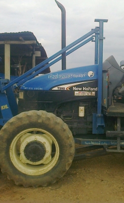 สวยเหมือนใหม่NEWHOLLAND TS90กรองใหญ่ ปี07รถ2990ช.ม แท้ๆสนใจ0810076640
