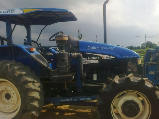 สวยเหมือนใหม่NEWHOLLAND TS90กรองใหญ่ ปี07รถ2990ช.ม แท้ๆสนใจ0810076640