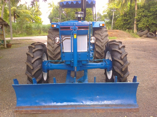 ขายรถฟอร์ด  6610  คานคาโล่  2  เพลา  ดันหน้า  หาง  3  สวยพร้อมไช้  เอกสารซื้อขาย