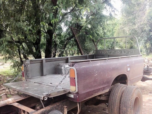 ขาย กระบะเลส RN 5ขอ และ เลส B2500 5ขอ ขาย กระบะเลส RN 5ขอ และ เลส B2500 5ขอ