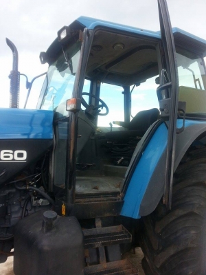 นิวฮอลแลนด์ 8160 ขนาด 6 สูบ