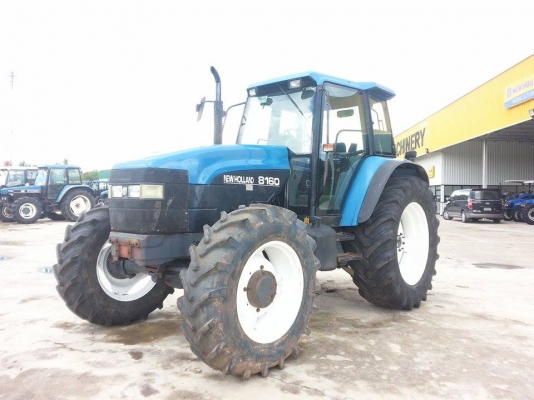 นิวฮอลแลนด์ 8160 ขนาด 6 สูบ