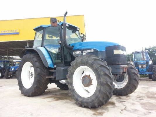 นิวฮอลแลนด์ 8160 ขนาด 6 สูบ