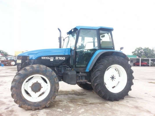 นิวฮอลแลนด์ 8160 ขนาด 6 สูบ