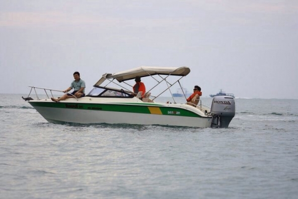 ปรับลดราคาลง330000บาทขายเรือยามาฮ่า21ฟุตเครื่องฮอนด้า130โฟร์หัวฉีดพร้อมเทเลอร์ชุบกาวไนท์