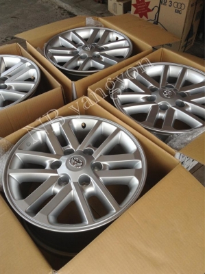 ล้อแม็ก toyota fortuner, vigo champ ขอบ 17 ถอดป้ายแดง