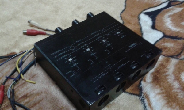 ขายครอส KENWOOD รุ่น KEC-300 ตัวนี้หายากมาก เสียงดีมากๆขายกันถูกๆ 1500.- ขายครอส KENWOOD รุ่น KEC-300 ตัวนี้หายากมาก เสียงดีมากๆขายกันถูกๆ 1500.-