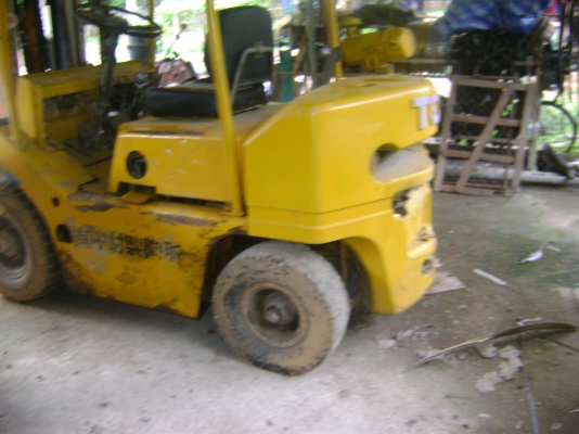 ขายโฟล์คลิฟjcmเครื่องอีซูซุ4สูบ