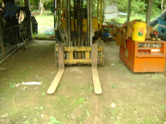 ขายโฟล์คลิฟjcmเครื่องอีซูซุ4สูบ