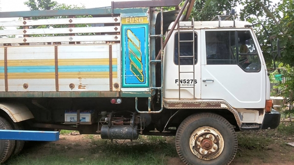 ***ขายแล้วครับขอบคุณ Truck2hand ขาย10ล้อ2เพลาดั้ม"หลงโบ" MITSU FN527M-TF1981 6D16 Bo 220HP ใส่ตาเหลี่ยม เครื่องเดิมๆ แรงดี มีเยิ้มบ้าง ซีลคอหน้ามีซึม เกียร์ลาย 10สปีด ไม่หลุด ไม่หอน ช่วงล่าง เบรคใหญ่ เพลาใส่บุ๋มแล้ว คัสซีเดิมสวยใช้ได้ มีบวมซับบน