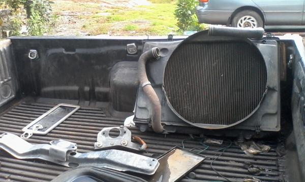 แยกอะไหล่ฟรอนเทีย แยกอะไหล่ฟรอนเทีย