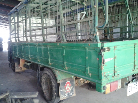 ขายหกล้อnkr 110 รถห้าง ขายหกล้อnkr 110 รถห้าง