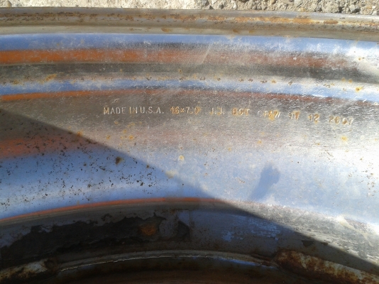 MADE IN USA ล้อรถเมกันขอบ 16 นิ้ว 5 รู อยากขาย 8000 บาท MADE IN USA ล้อรถเมกันขอบ 16 นิ้ว 5 รู อยากขาย 8000 บาท