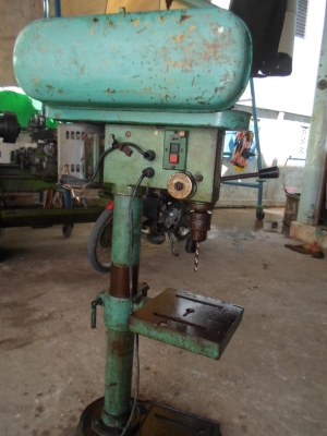 แท่นเจาะ ไต้หวัน สภาพเดิม ๆ พร้อมใช้ มอเตอร์ ฮิตาชิ 5,500 แท่นเจาะ ไต้หวัน สภาพเดิม ๆ พร้อมใช้ มอเตอร์ ฮิตาชิ 5,500