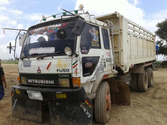 **ขายแล้วครับขอบคุณ Truck2hand ขาย10ล้อ2เพลาดั้ม "หลงโบ" MITSU FN527M-TF34xx 6D16-220HP เครื่องเดิมเกียร์เดิม เครื่อง220 แรง เครื่องแน่น แห้งดี แรง ไม่เยิ้ม เกียร์เดิม10สปีด ไม่หลุดไม่หอน ช่วงล่างเบรคใหญ่เพลาบุ๋ม คัสซีสวยเดิมไม่ปะไม่ดาม ไม่บวม ก