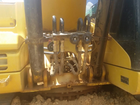 รถแบคโฮ CAT 320D