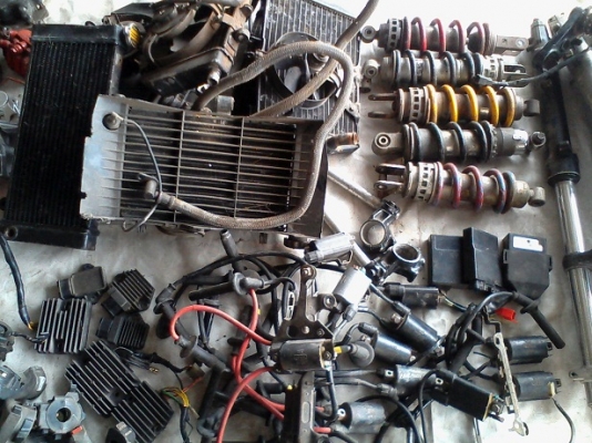 โล๊ะทิ้ง อะไหล่ cb cbr 250 - 400 nc24-30-35 อื่นๆ