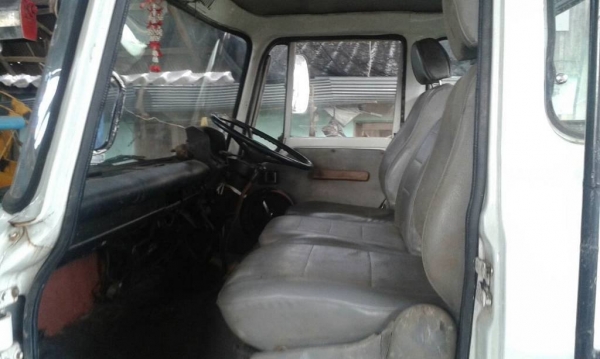 ฮีโน 925 เดิมๆเทนเล่อขึ้นรถเกี่ยวพร้อมใช้ ฮีโน 925 เดิมๆเทนเล่อขึ้นรถเกี่ยวพร้อมใช้