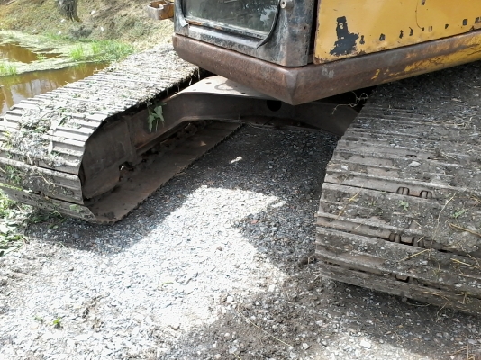 ขาย CAT 307 สภาพดี รุ่นใหม่กว่า CAT E 70  ระบบดี ตัวเดินไม่มีดัง เครื่องปั๊มแห้งๆสีเดิมๆยังไม่เคยทำสีรถไวสุดๆ