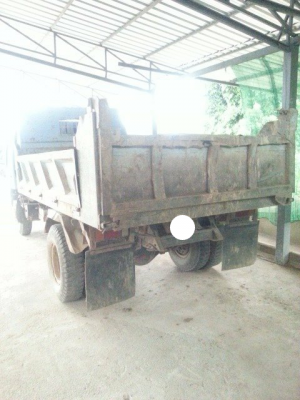 อีชุ NPR 120 ดั๊มฝาดำปี38เอฟหน้าหลังโลปลายเกียแรงยางสวยคัชชีสวยยางพร้อมใช้แอร์เย็น