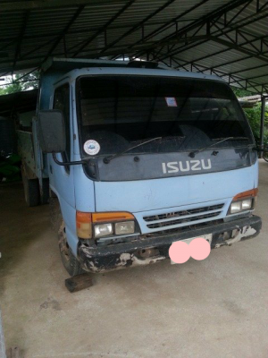 อีชุ NPR 120 ดั๊มฝาดำปี38เอฟหน้าหลังโลปลายเกียแรงยางสวยคัชชีสวยยางพร้อมใช้แอร์เย็น