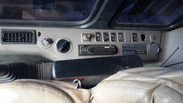 ขายรถแบคโฮ komatsu pc120-6 ลดเหลือ 1,xxx,xxx บาท