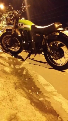 ขาย Kawasaki TR250 เดิมๆสภาพสวยราคา 45000 บาทครับ ขาย Kawasaki TR250 เดิมๆสภาพสวยราคา 45000 บาทครับ