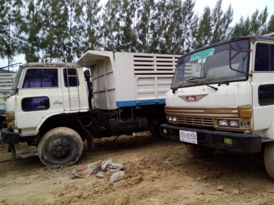 ขายด่วนครับ HINO SUMOO 227  ดั้มสวยๆครับ รถพร้อมใช้งาน มีหลายคันให้เลือก ครับ เอกสารพร้อมโอน