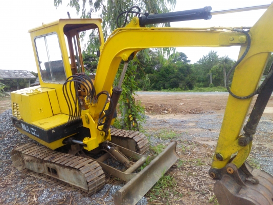 ขายรถแบคโฮMITSUBICHI  MA-03ขนาดเท่าpc-30รถพร้อมใช้ราคาถูก