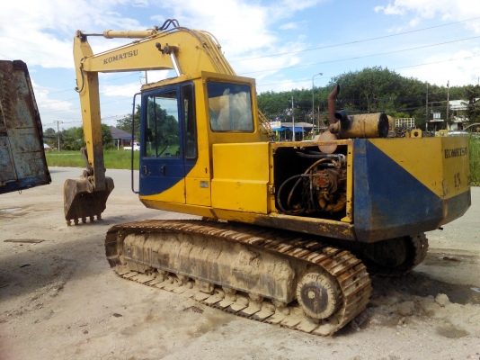 ขายรถแบคโฮKOMATSU pc 200-3รถสวยพร้อมใช้