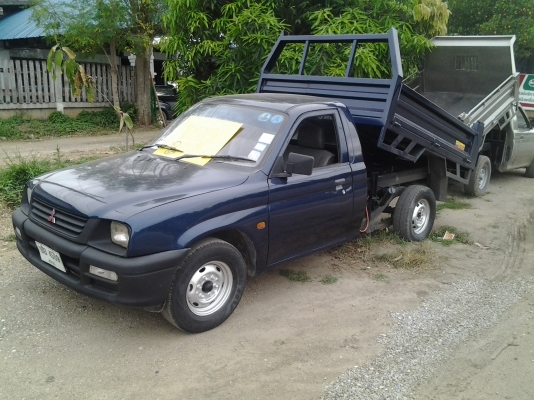 ขายรถดั้ม mitsubishi strada