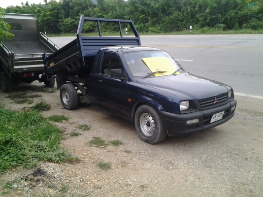 ขายรถดั้ม mitsubishi strada