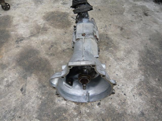 ขายเกียร์ห้าสปีดใส่กระบะมาสด้าแฟมิเลีย 3850 บาท