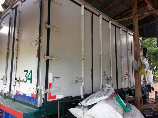 ขายHINO KM545 เครื่อง117แรง เครื่องดี แคชซีสวย ยางใหม่6เส้น ยาว5เมตร ภายในสวย สภาพพร้อมใช้งาน เอกสารพร้อมโอน สนใจโทร 090-8588220คุณนะ ID:narong498 หรือ www.truck.in.th/498 ขายHINO KM545 เครื่อง117แรง เครื่องดี แคชซีสวย ยางใหม่6เส้น ยาว5เมตร ภายในสวย สภาพพร้อมใช้งาน เอกสารพร้อมโอน สนใจโทร 090-8588220คุณนะ ID:narong498 หรือ www.truck.in.th/498