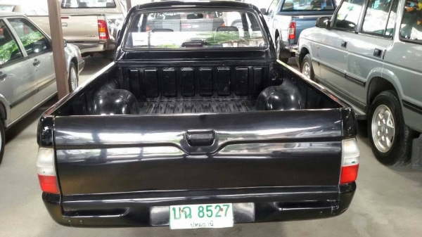 Mitsubishi Strada 2500 สวยๆ