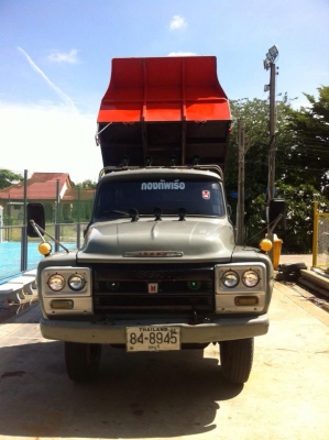 ขายหกล้อหัวยาว