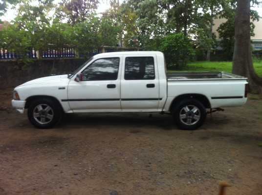 ขาย toyota mighty-x 4ประตู ปี92 80000 บาท ขาย toyota mighty-x 4ประตู ปี92 80000 บาท