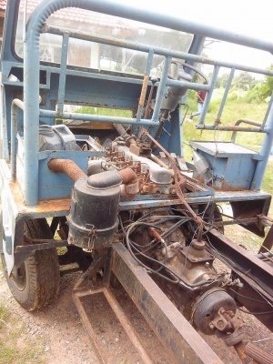 ขายรถรถสีข้าวเกษตรพัฒนาแปดฟุตรถหกล้อเครื่องฮิโน่หกสูบeh100