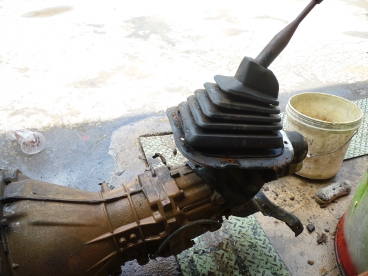 ขายเครื่องพร้อมเกียร์พร้องเกียร์