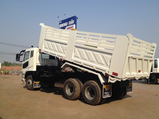 สวยๆเหมือนใหม่ป้ายแดง FUSO SUPERGRATE 380 แรงม้าระบบน้ำมัน กระบะดั้มพ์ดิน ยาว 6.0 เมตร กว้าง 2.50 เมตร สูง 1.50 เมตร รถทำใหม่ทั้งคัน พร้อมรับประกัน เครื่อง แอร์ เกียร์ เฟืองท้ายระบบไฟ ระบบแอร์  สนใจรีบเลยเลย