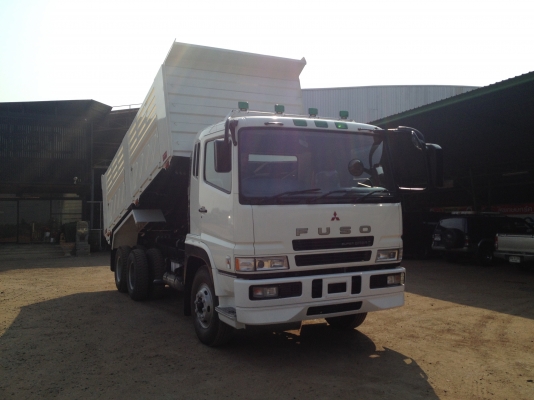 สวยๆเหมือนใหม่ป้ายแดง FUSO SUPERGRATE 380 แรงม้าระบบน้ำมัน กระบะดั้มพ์ดิน ยาว 6.0 เมตร กว้าง 2.50 เมตร สูง 1.50 เมตร รถทำใหม่ทั้งคัน พร้อมรับประกัน เครื่อง แอร์ เกียร์ เฟืองท้ายระบบไฟ ระบบแอร์  สนใจรีบเลยเลย