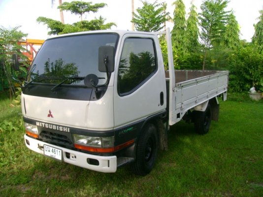 MITSUBISHI CANTER GUTS รถห้าง บรรทุก 4 ล้อไม่ติดเวลา