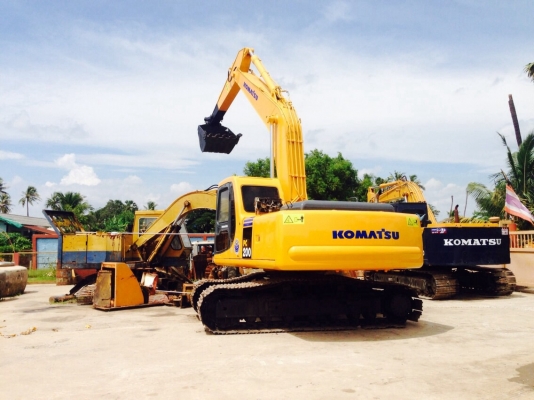 ขายรถแมคโครPC200-6 สภาพพร้อมใช้ ไฟฟ้าครบ สนใจติดต่อ คุณบอย085-156-2314 ขายรถแมคโครPC200-6 สภาพพร้อมใช้ ไฟฟ้าครบ สนใจติดต่อ คุณบอย085-156-2314