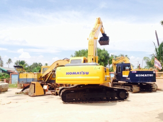 ขายรถแมคโครPC200-6 สภาพพร้อมใช้ ไฟฟ้าครบ สนใจติดต่อ คุณบอย085-156-2314 ขายรถแมคโครPC200-6 สภาพพร้อมใช้ ไฟฟ้าครบ สนใจติดต่อ คุณบอย085-156-2314