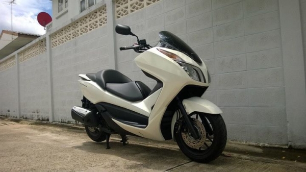 รถบ้าน Forza300 ABS ใหม่กริ๊บ วิ่ง 310 กิโลแท้ กล้าท้าพิสูจน์ สวย