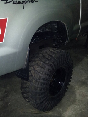 ยาง BF -AllTERRAIL 245/70/16  พร้อม max สวย เจ้าของไปเล่น 37