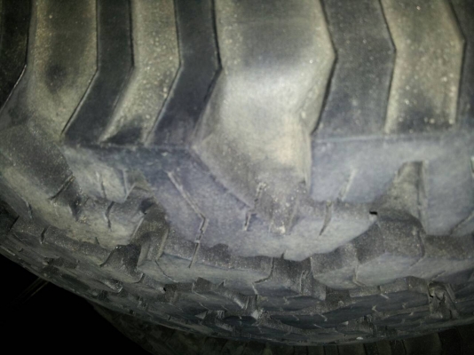 ยาง BF -AllTERRAIL 245/70/16  พร้อม max สวย เจ้าของไปเล่น 37