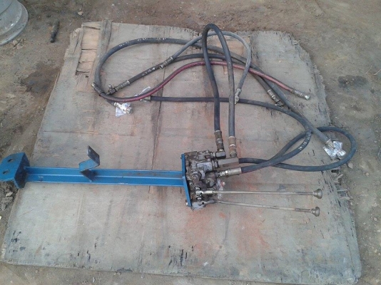 ขายชุดตักหน้า FORD 6610 ของโรงงาน C.M.T